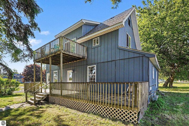 Property Photo:  214 W 2nd Street  MI 48650 