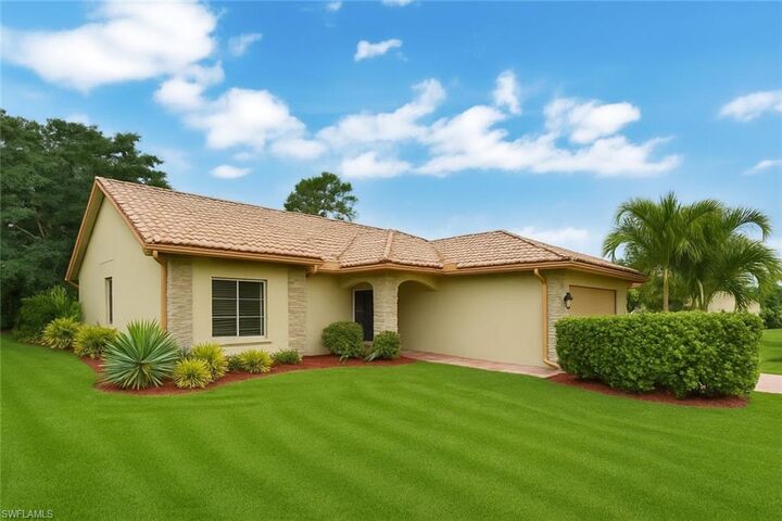Property Photo:  241 Saint James Way  FL 34104 