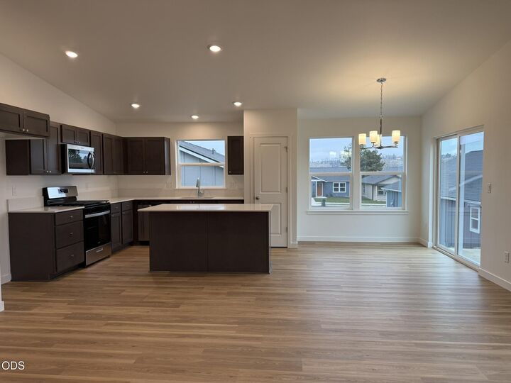 Property Photo: 680 NE Rickenbacker Road 141 OR 97741