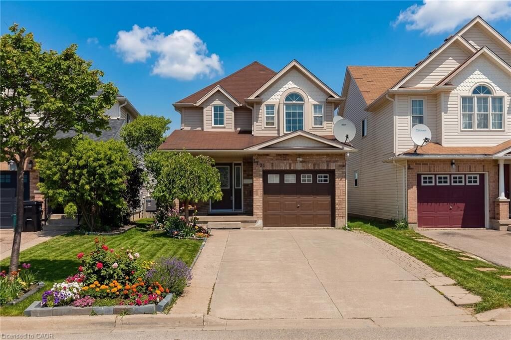 Property Photo:  512 Snowdrop Court  ON N2E 4G4 