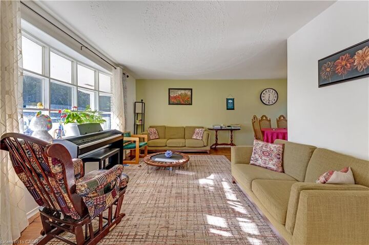 Property Photo:  510 Edenbrook Place  ON N2L 4N5 