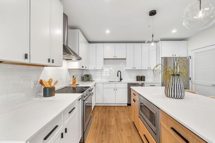 Property Photo:  20 Audubon Way 306  MA 02021 