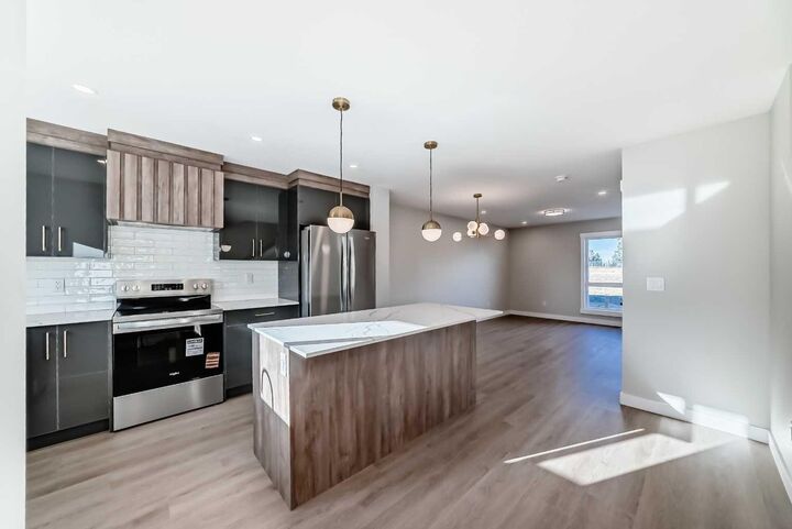 1002 Clover Road — photo 1