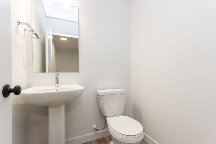Property Photo: 57 Lincoln Street AB T4S 0V4