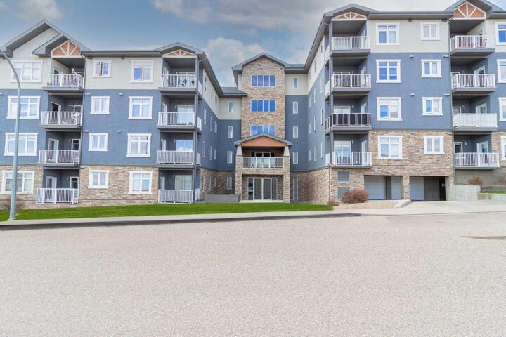 19 Terrace View NE 305 — photo 1