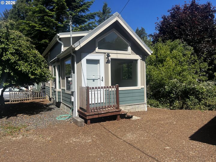 Property Photo:  94481 Riley Creek Way  OR 97444 