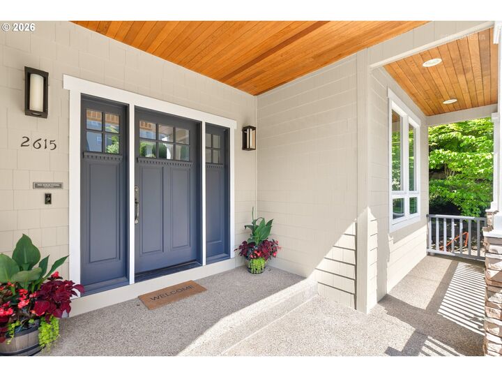 Property Photo:  2615 NW Birkendene St  OR 97229 