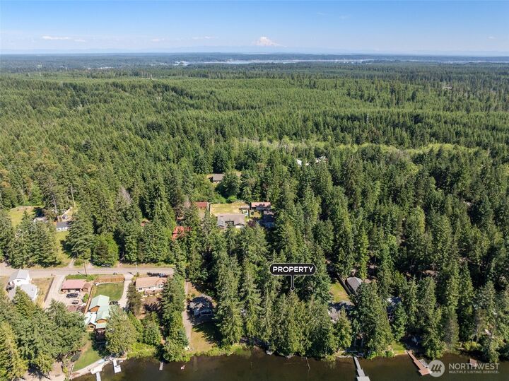 Property Photo:  861 E Trails End Drive  WA 98528 
