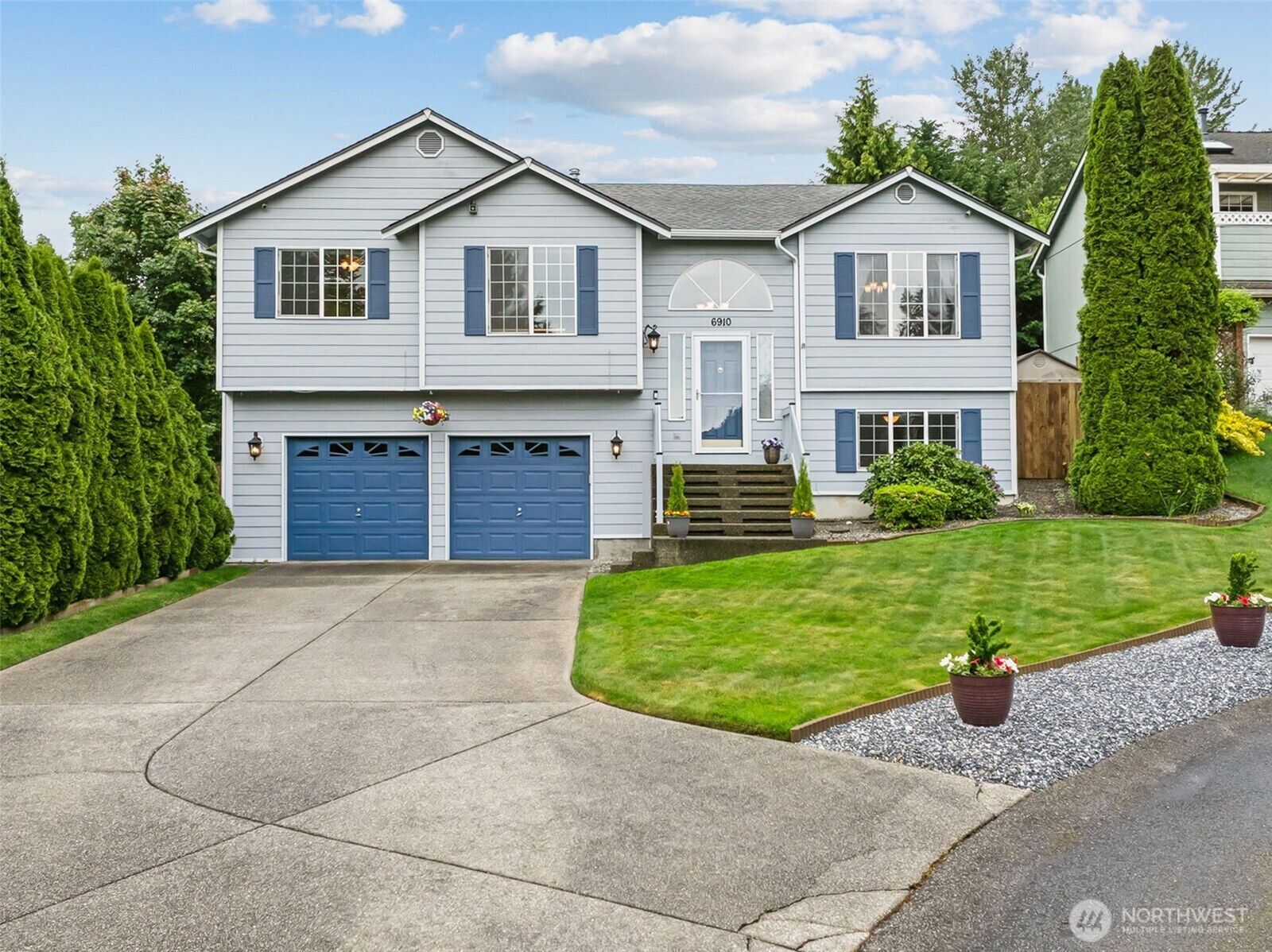 Property Photo:  6910  147th Street Ct E  WA 98375 