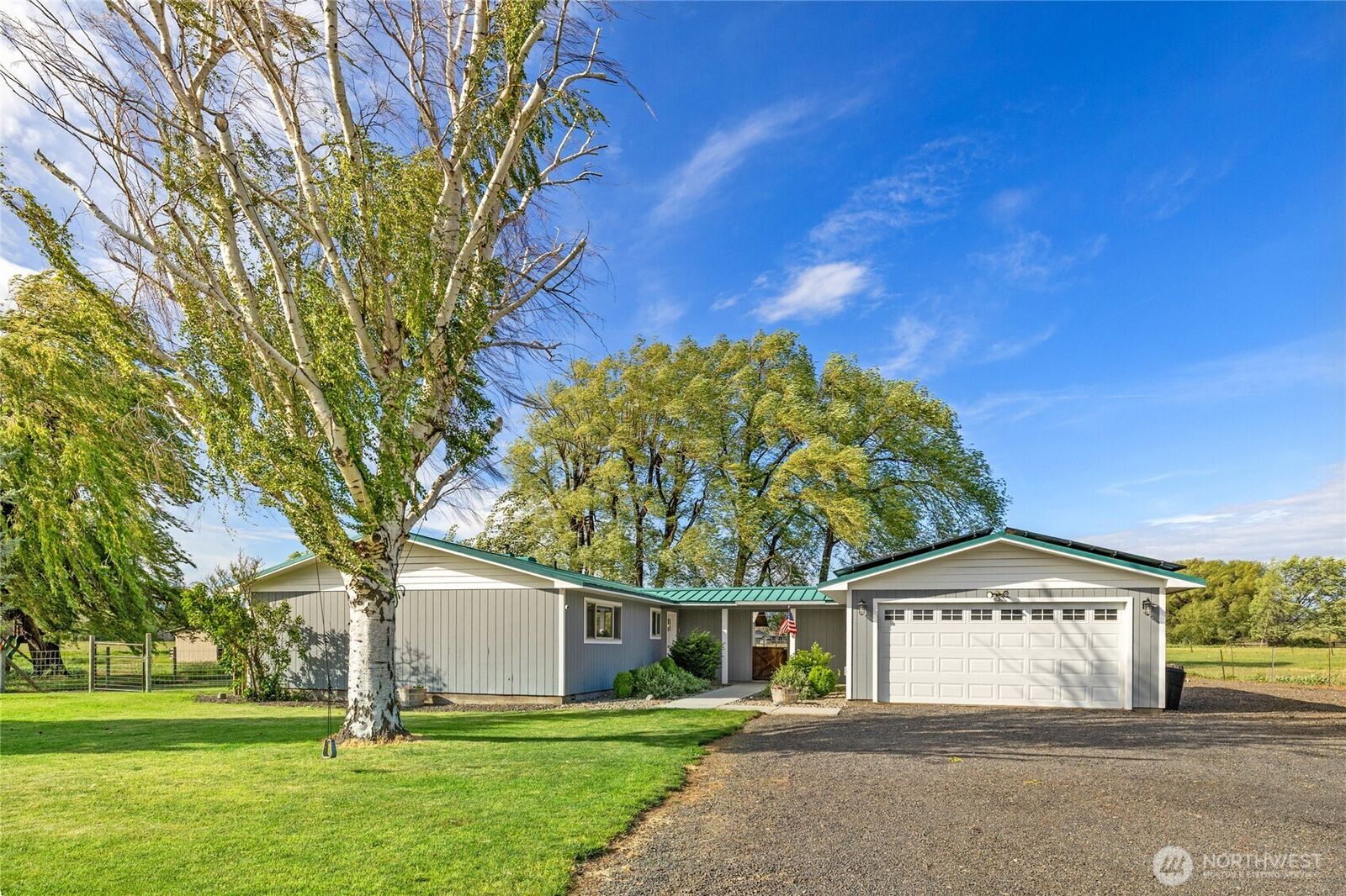 Property Photo:  7221  Kittitas Highway  WA 98926 