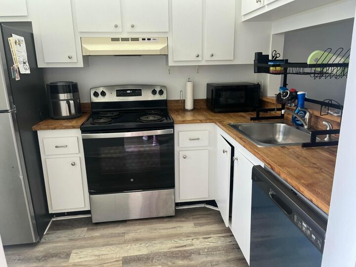 Property Photo: 7281 Golf Colony Court 204 FL 33467