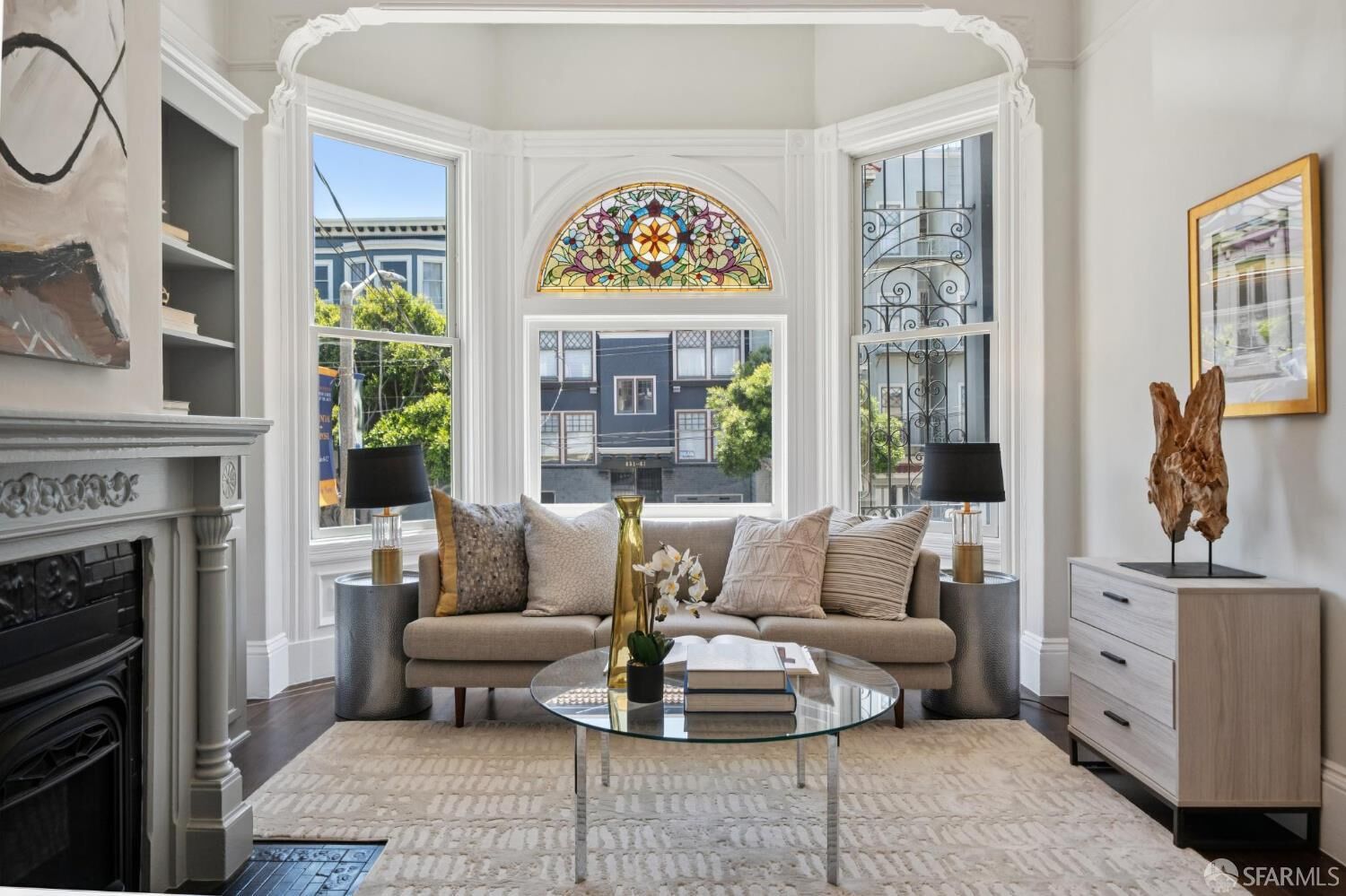 Property Photo:  650 Oak Street  CA 94117 