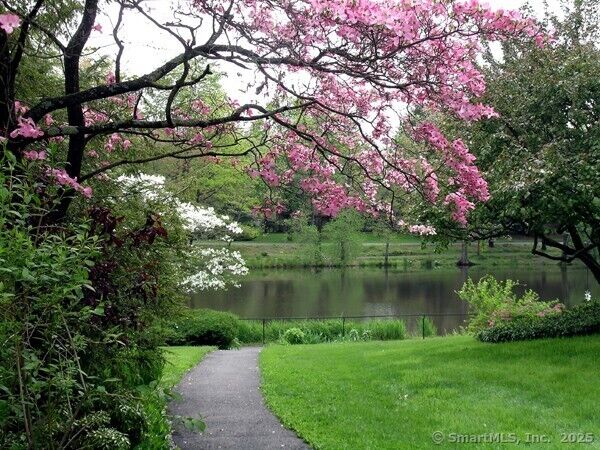Property Photo: 27 Heritage Village B CT 06488