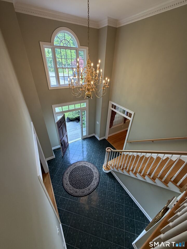 Property Photo:  11 Long Meadow Lane  CT 06896 