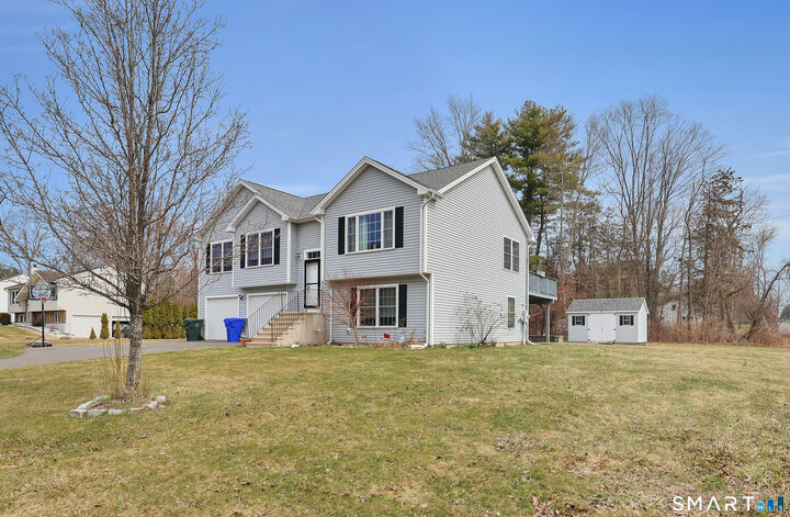 Property Photo:  8 Callahan Lane  CT 06118 