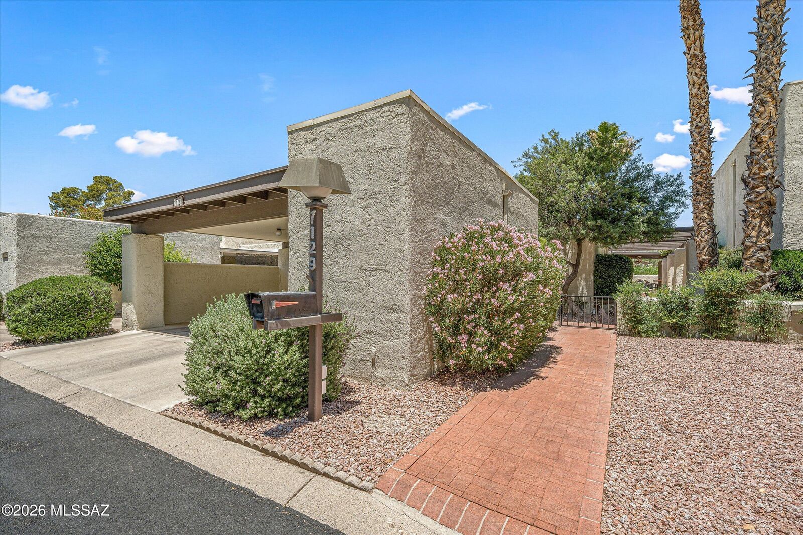 Property Photo: 7129 E Chorro Circle AZ 85715
