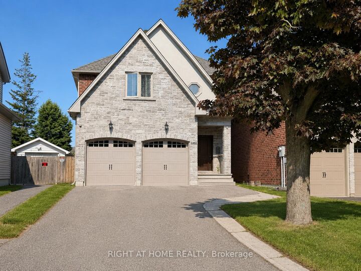 1049 Greaves Avenue — photo 1