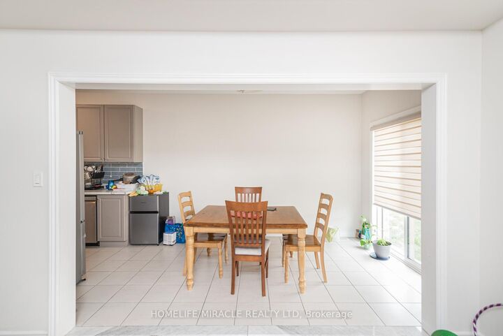 Property Photo: 82 Baker Street ON L2V 0N1
