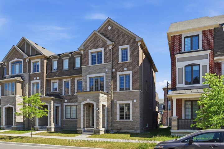 Property Photo: 77 Casely Avenue ON L4S 0K2