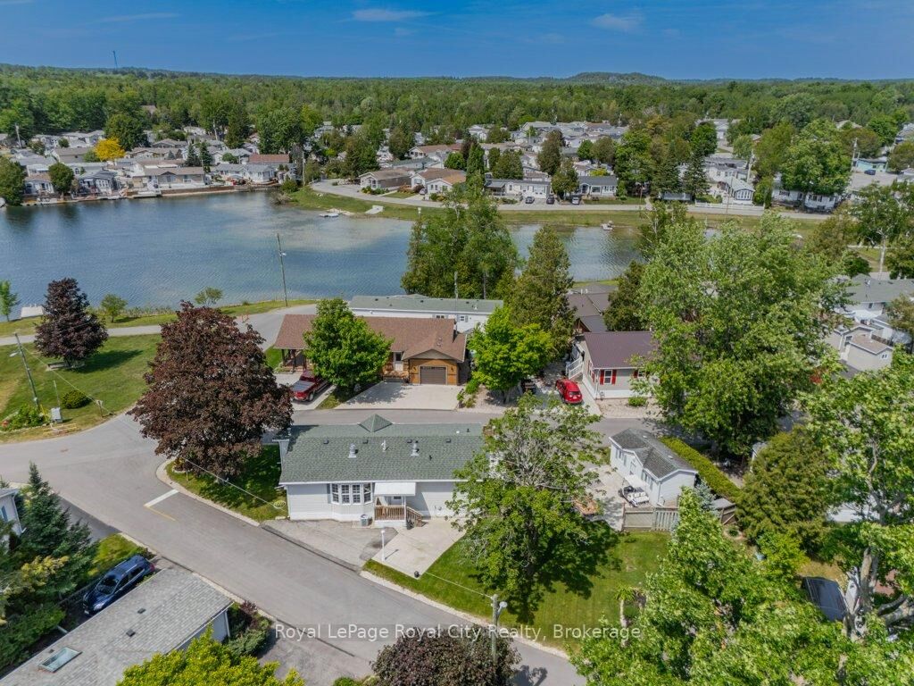Property Photo: 1 Pine Lane ON N0B 2J0