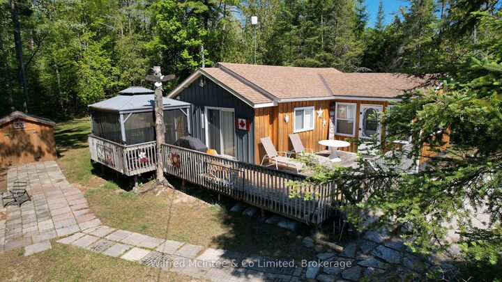 220 Ogimah Road — photo 1