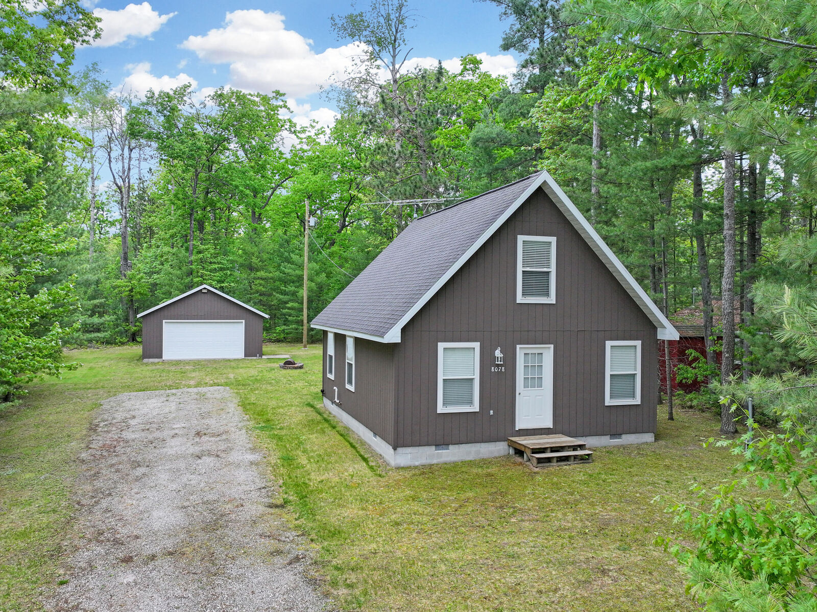 Property Photo: 8078 Old State Road MI 49751