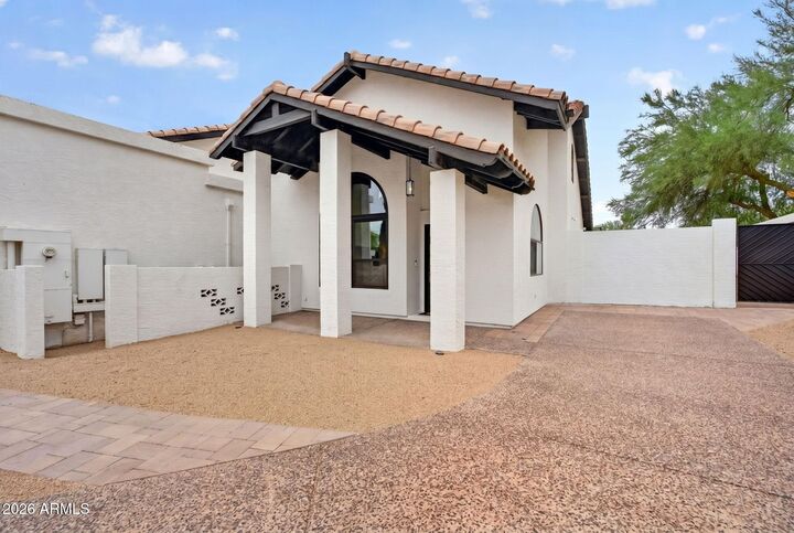 Property Photo:  10214 N 44th Street  AZ 85028 