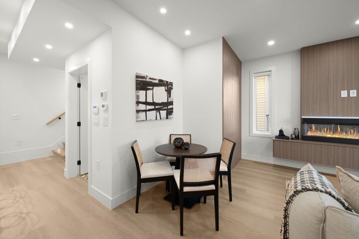 Property Photo: 1278 E 63rd Avenue 1 BC V5X 2L4
