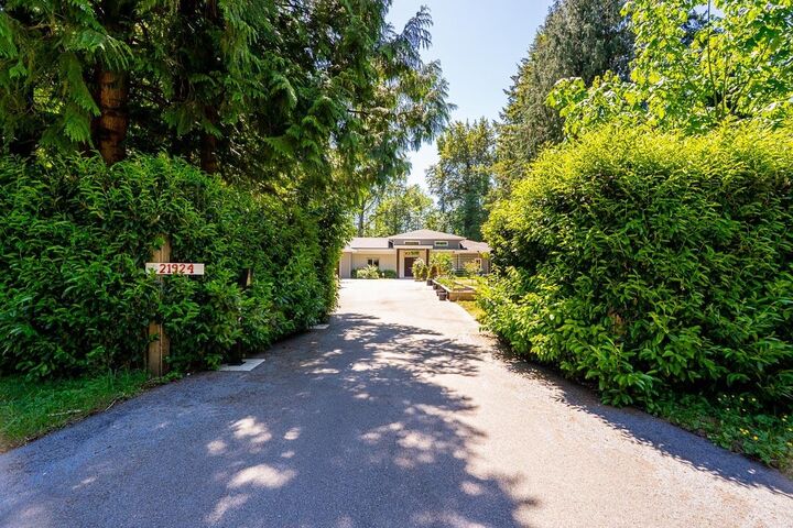 Property Photo: 21924 6 Avenue BC V2Z 1R6