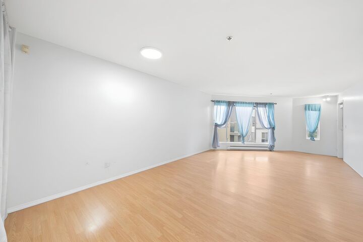 Property Photo:  7800 St. Albans Road 304  BC V6Y 3Y5 