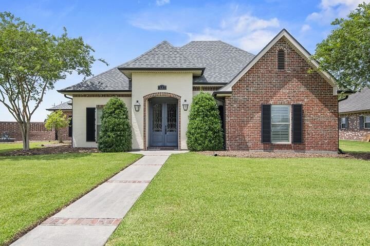 Property Photo:  133 St Delphine Drive  LA 70301 