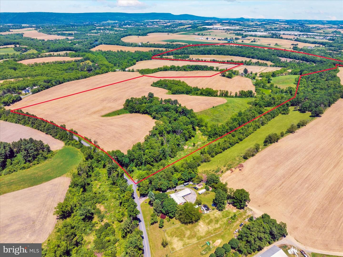 Property Photo: 403 Willow Road PA 19541