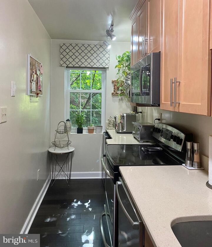 Property Photo: 1800 Key Boulevard 9493 VA 22201