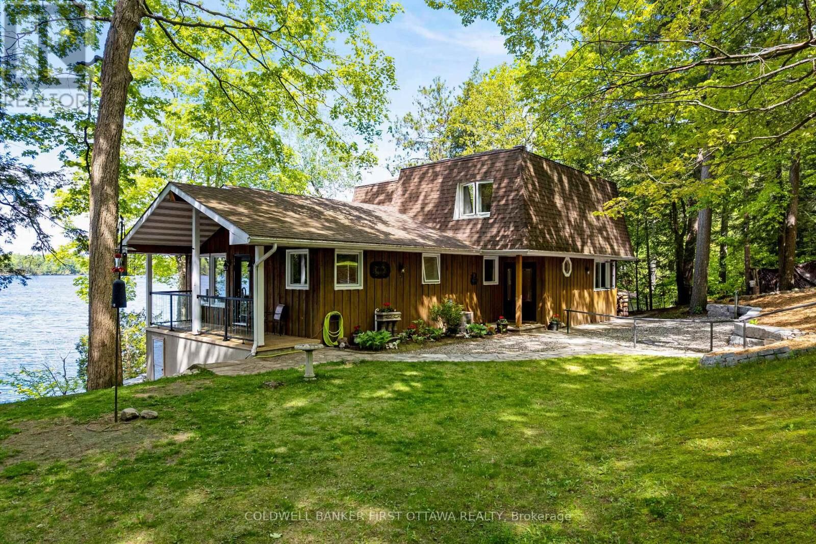 Property Photo:  243 Colin Farmer Road  ON K7H 3C7 