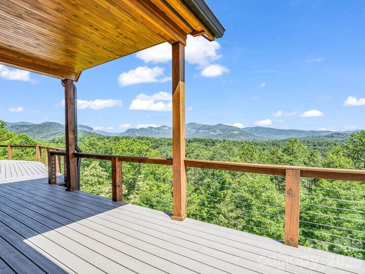 Property Photo:  590 Boulder Ridge  NC 28746 