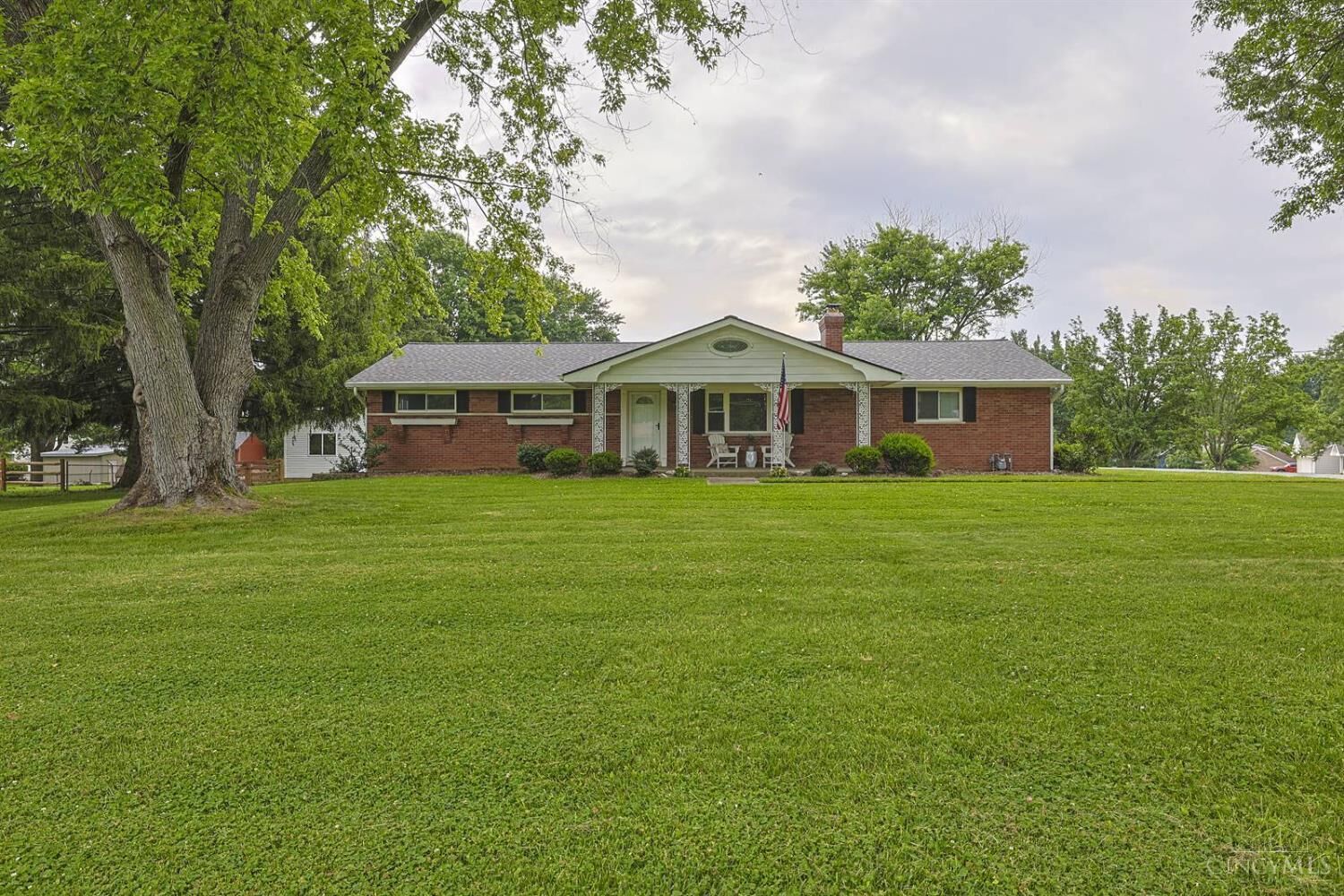 Property Photo:  839 Wards Corner Road  OH 45140 