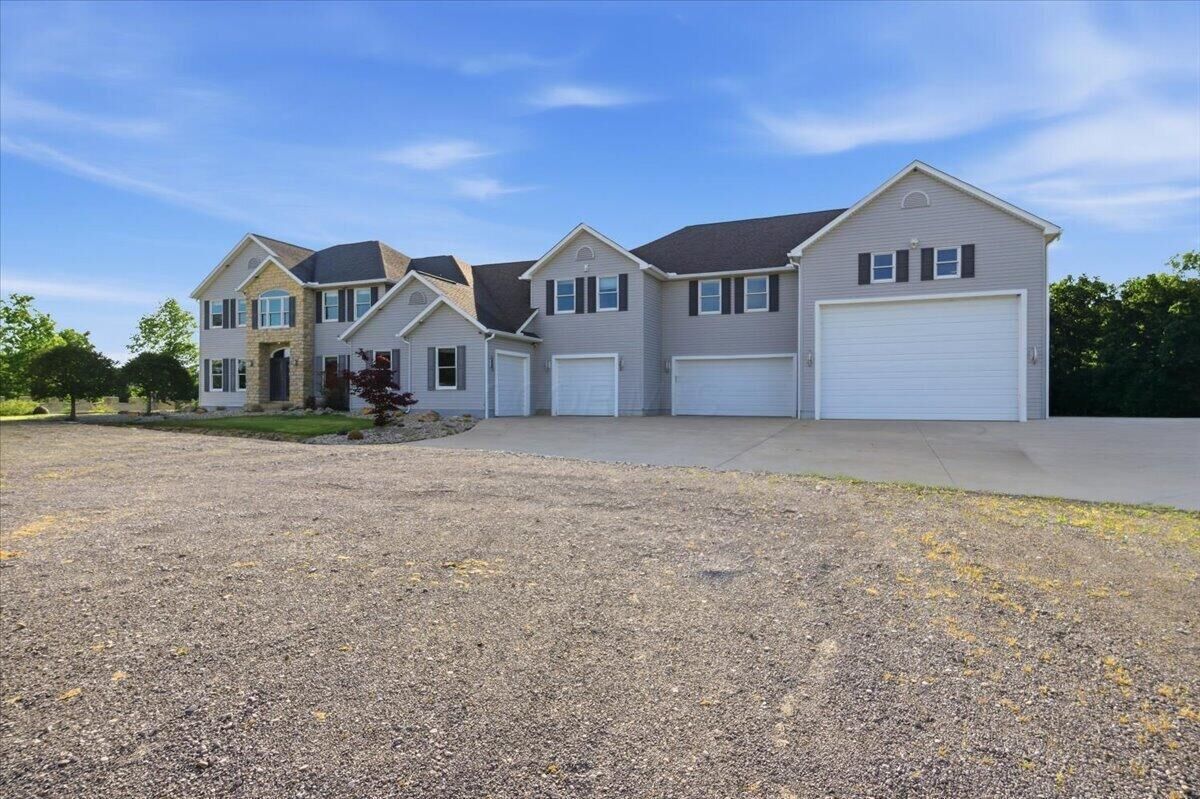 Property Photo:  19900 Collins Road  OH 43045 