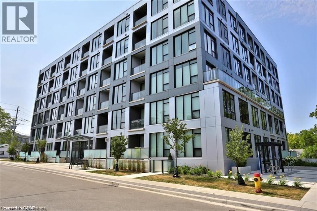 Property Photo:  690 King Street 204  ON N2G 0B9 