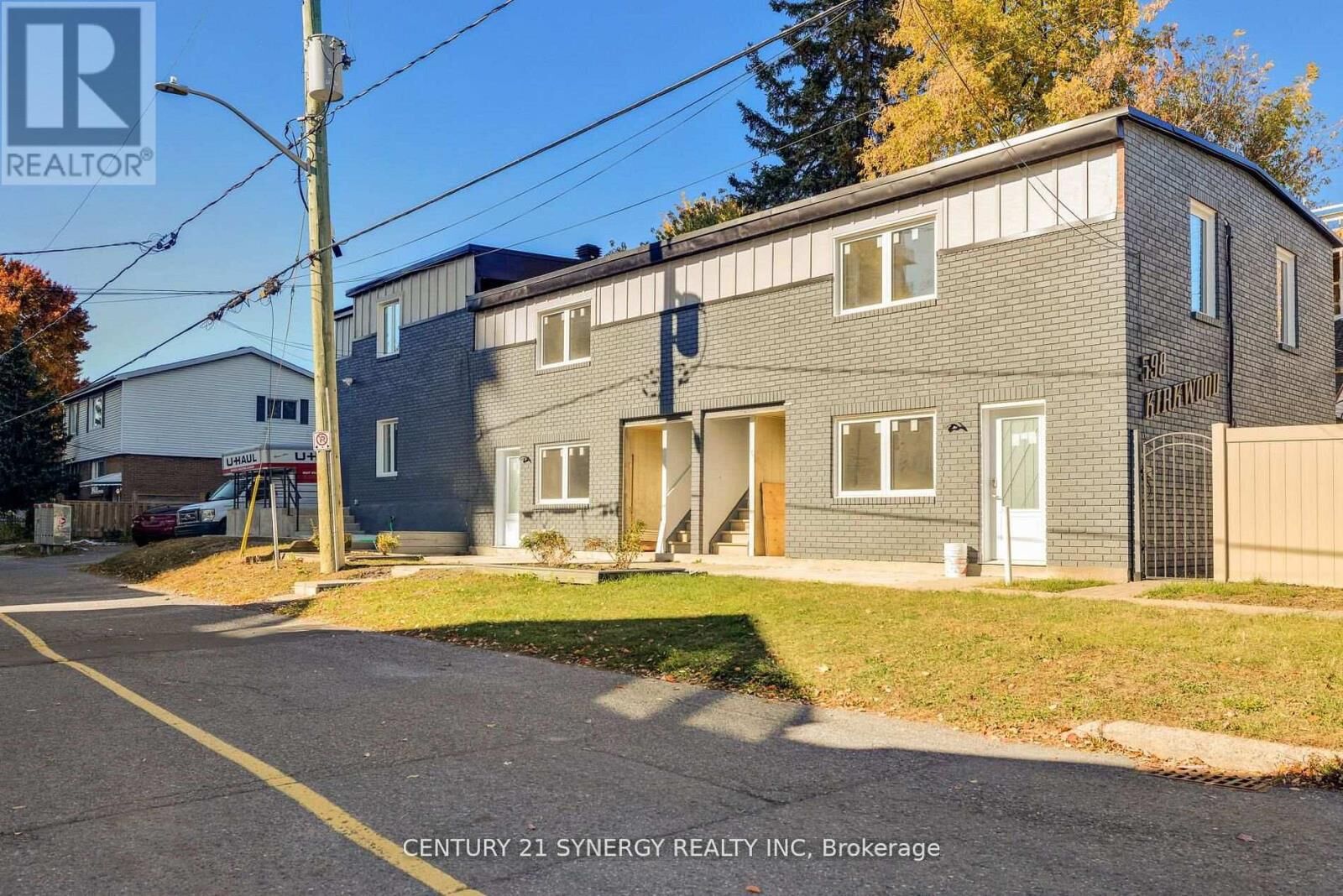 Photo de la propriété:  598 Kirkwood Avenue 4  ON K1Z 5X4 