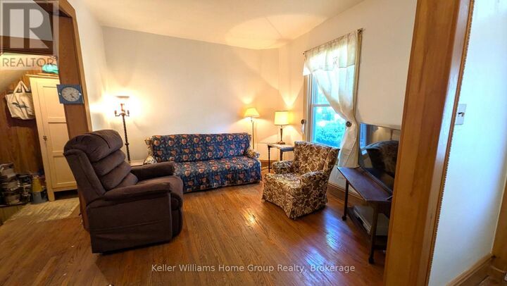 Property Photo:  18 Powell Street West  ON N1H 1T9 