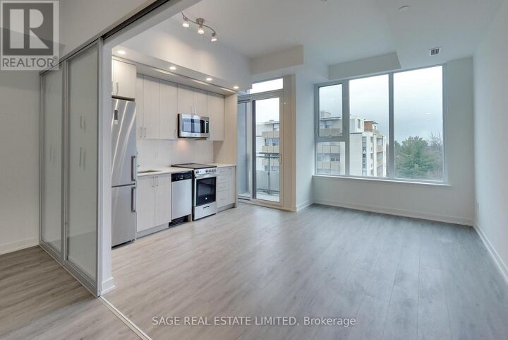 Property Photo:  1 Cardiff Road 705  ON M4P 0G2 