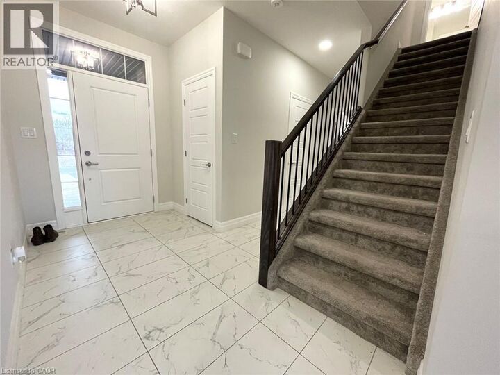 Property Photo:  131 Aspen Parkway  ON N5H 3H7 