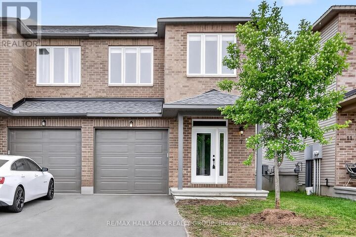 Property Photo:  7 McPhail Road  ON K7C 0W8 