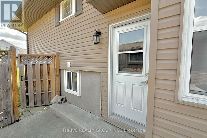 Property Photo:  727 Millbank Drive Lower  ON N6E 1Y7 