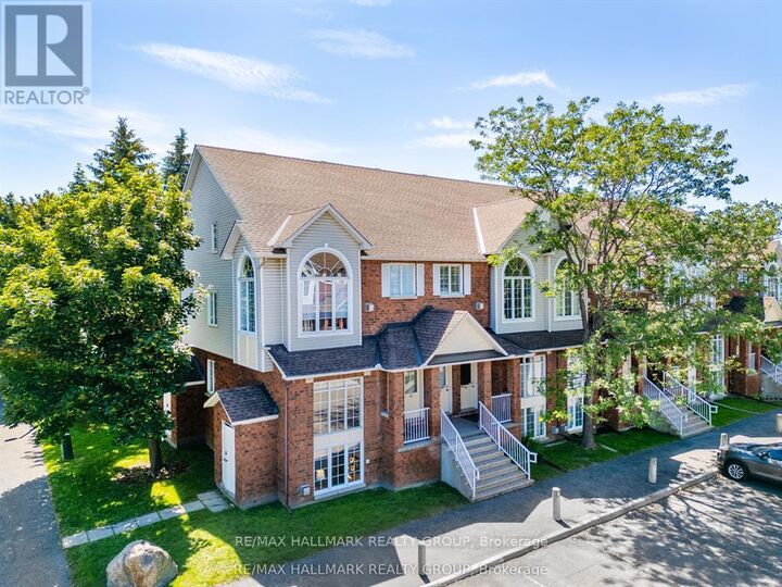 Property Photo: 82 Briston Private ON K1G 5P6