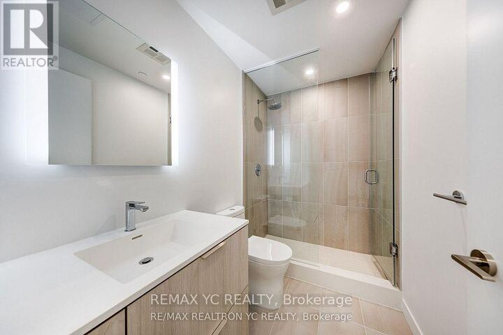 Property Photo: 185 Alberta Avenue 805 ON M6C 0A5