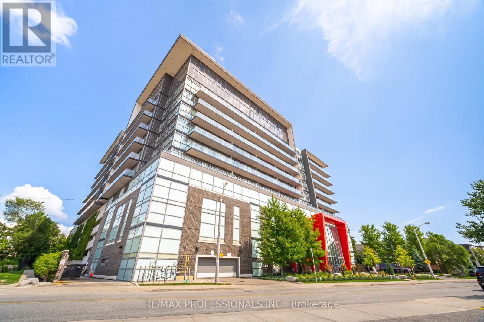 Property Photo:  15 James Finlay Way 922  ON M3M 0B3 