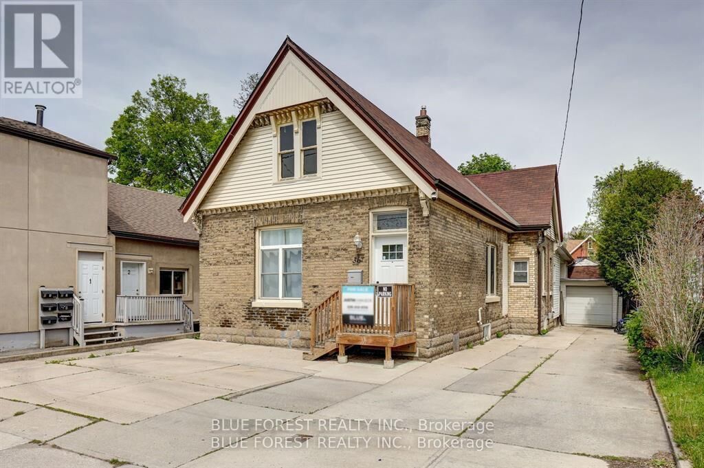 Property Photo:  36 Adelaide Street South  ON N5Z 3K2 