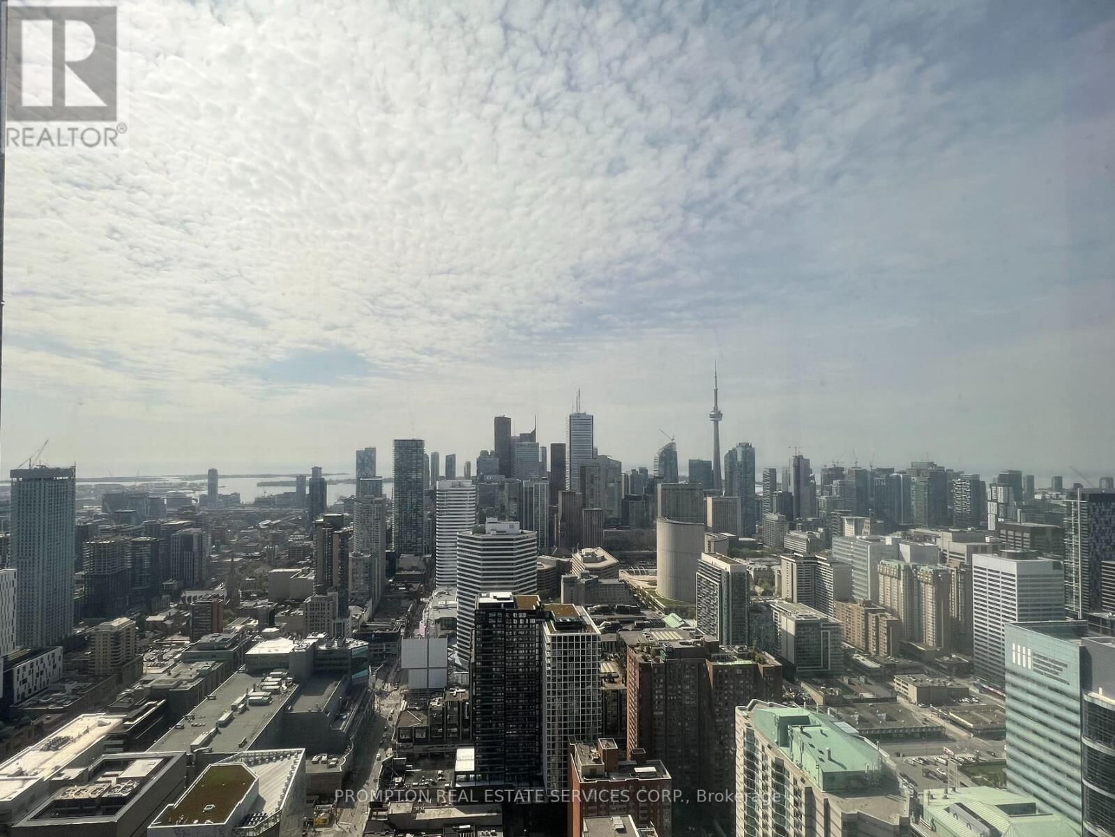 Property Photo: 386 Yonge Street 5510 ON M5B 0A5