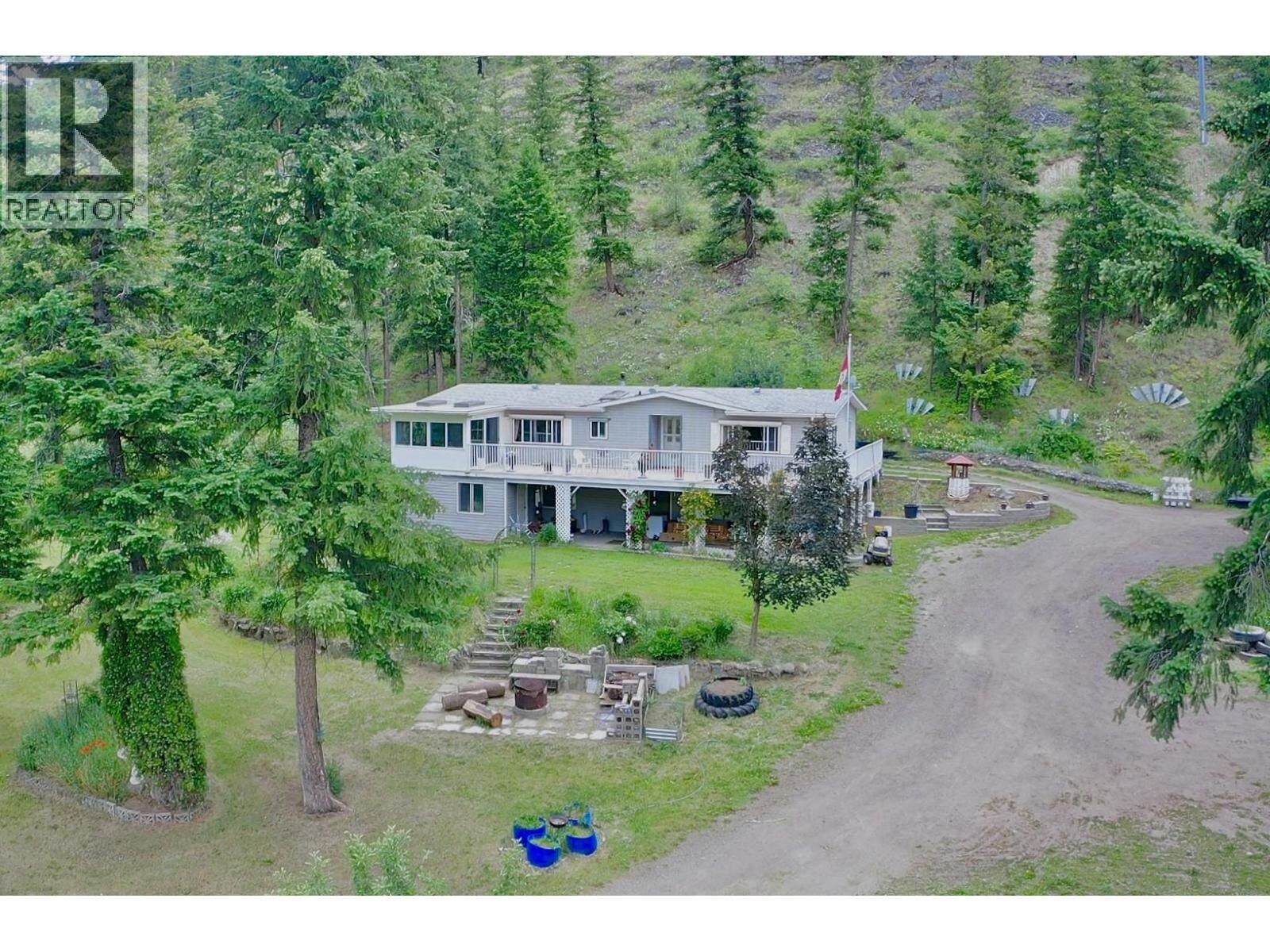 Property Photo: 1120 Yellowhead Highway South BC V0E 2H0